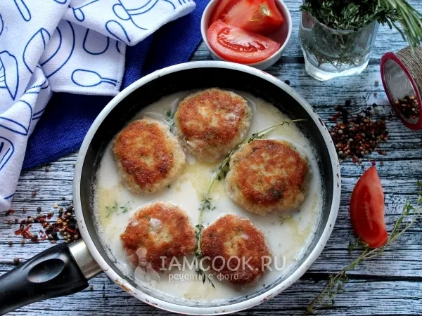 Фото блюда: Котлеты из трески в сметанном соусе