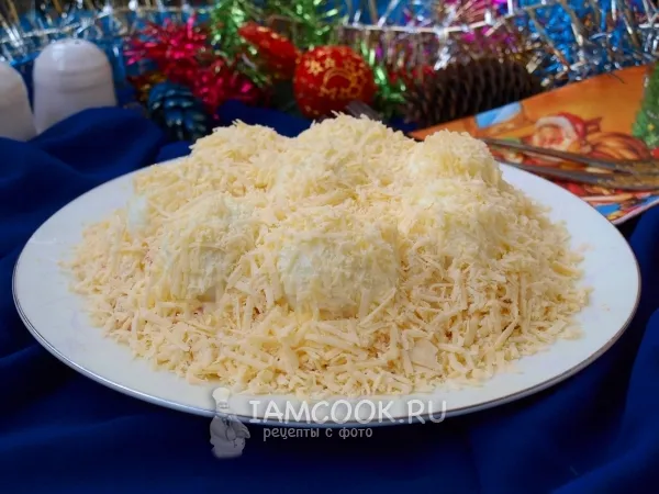 Фото готового блюда: Салат «Сугробы»