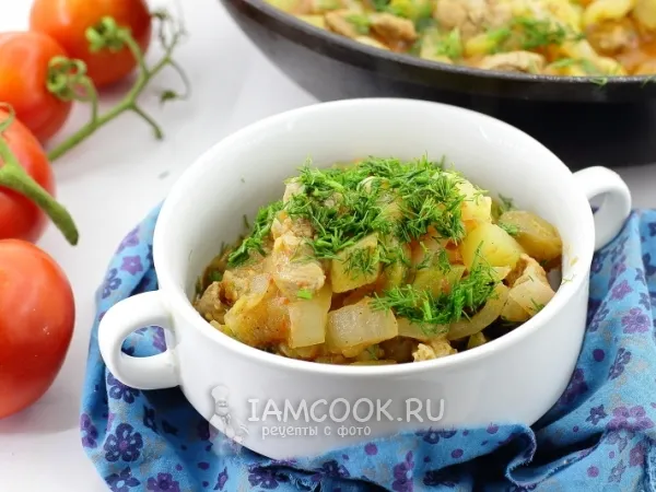 Фото готового блюда: Рагу из кабачков с мясом