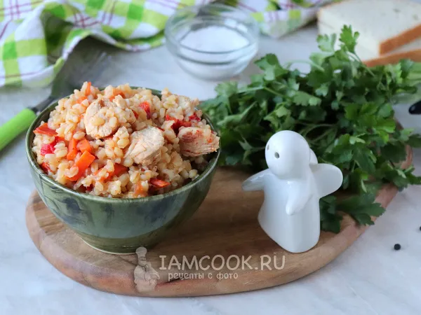 Фото готового блюда: Булгур с индейкой и овощами в мультиварке