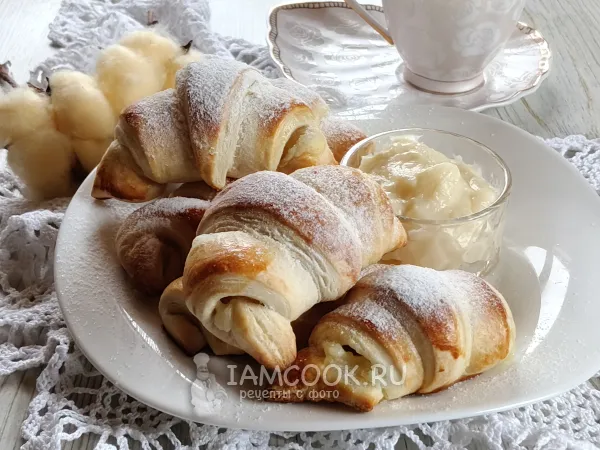Фото блюда: Круассаны с заварным кремом