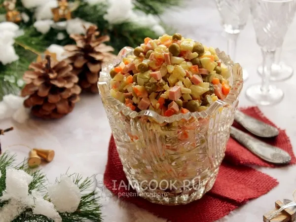 Фото блюда: «Оливье» с яблоком