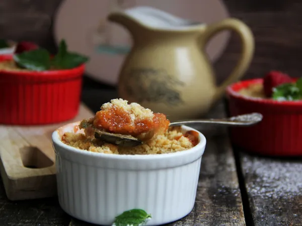 Фото блюда: Крамбл с ревенем (классический)