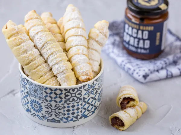 Фото готового блюда: Печенье на кефире с начинкой