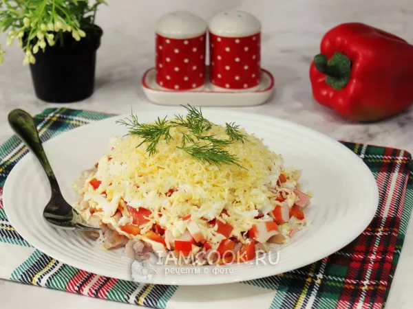 Фото блюда: Салат «Вкуснятина по-итальянски» с копченой курицей