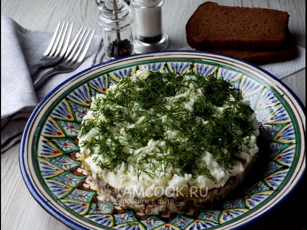 Фото блюда: Салат со скумбрией горячего копчения