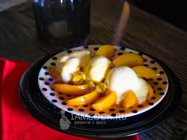 Фото готового блюда: Мороженое фламбе