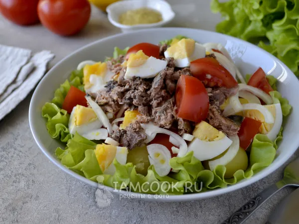 Фото готового блюда: Салат «Нисуаз» с консервированным тунцом