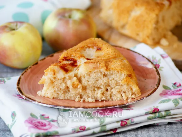 Фото готового блюда: Постная шарлотка в мультиварке