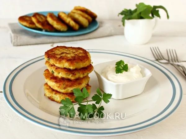Фото готового блюда: Капустные оладьи с манкой