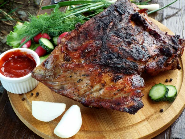 Фото готового блюда: Свиные ребра на мангале (+рецепт маринада)
