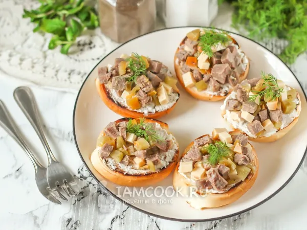 Фото блюда: Брускетта с языком