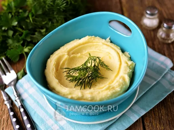 Фото готового блюда: Картофельное пюре без молока и масла