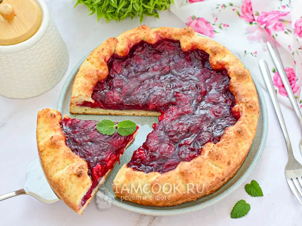 Фото блюда: ПП пирог с вишней и творогом