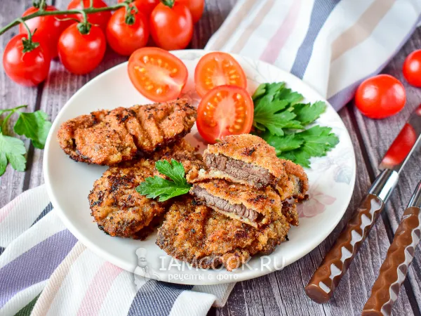 Фото блюда: Отбивные из лосятины на сковороде