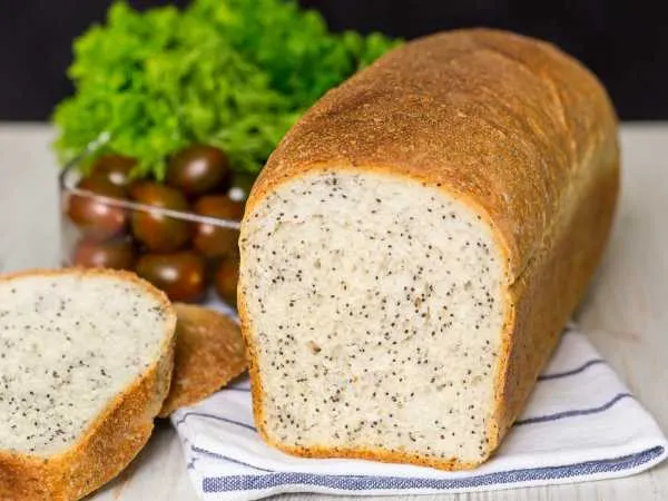 Фото готового блюда: Маковый хлеб