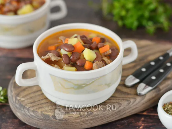 Фото блюда: Суп с тушенкой и консервированной фасолью