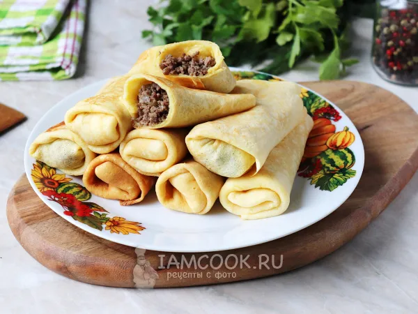 Фото готового блюда: Блины на кефире с фаршем