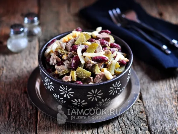 Фото блюда: Салат с печенью и фасолью