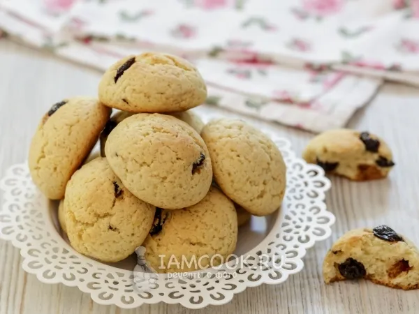 Фото готового блюда: Йогуртовое печенье с вяленой вишней
