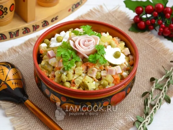 Фото блюда: Оливье с ветчиной