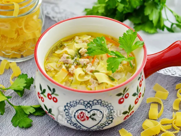 Фото готового блюда: Суп-лапша с фаршем