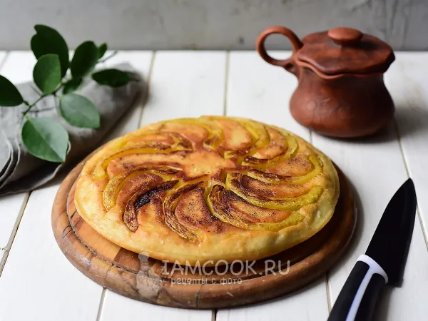 Фото блюда: Пирог из переросших кабачков на сковороде