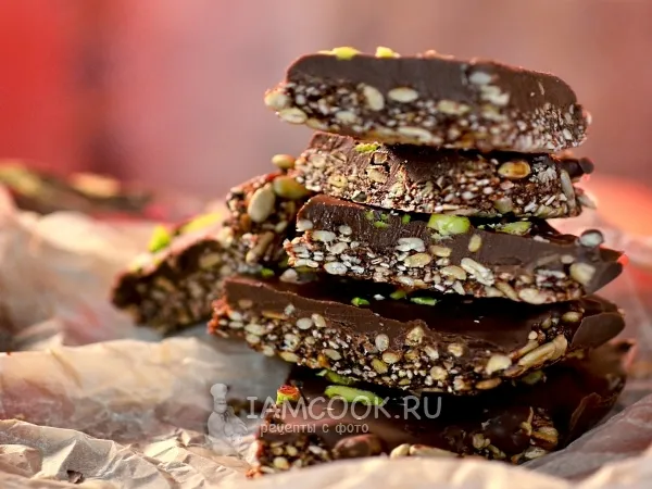 Фото готового блюда: Шоколадный брауни с кунжутом и семечками