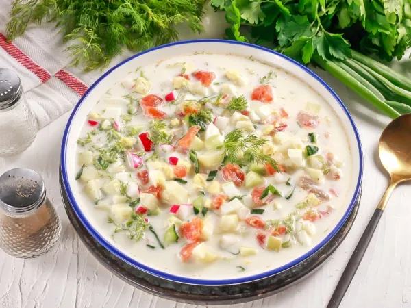 Фото блюда: Окрошка с красной рыбой (лососем, семгой)