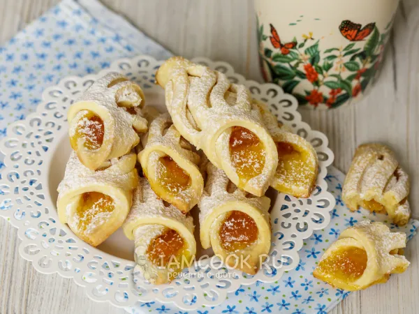 Фото готового блюда: Песочное печенье с начинкой (джемом)