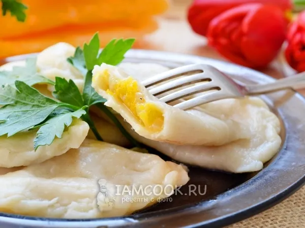 Фото готового блюда: Вареники с тыквой