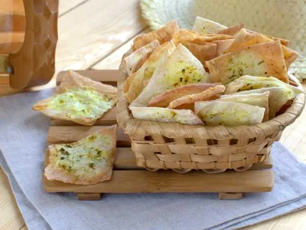 Фото блюда: Чипсы из лаваша со сметаной