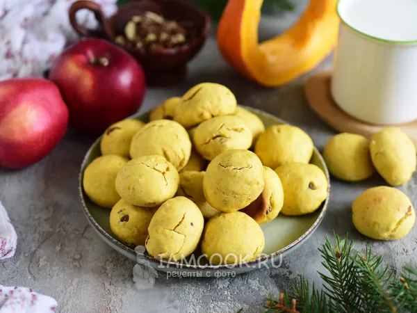 Фото готового блюда: Тыквенное печенье с изюмом