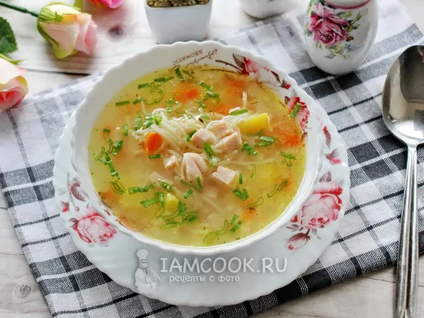 Фото готового блюда: Суп с ветчиной и вермишелью