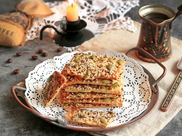 Фото готового блюда: Зерновое печенье с семечками