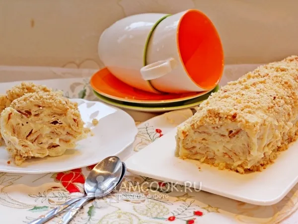 Фото готового блюда: Торт «Полено» из слоеного теста