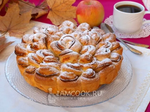 Фото готового блюда: Пирог с яблоками «Хризантема»