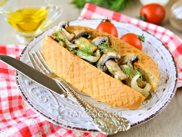 Фото блюда: Вегетарианский хот-дог с грибами
