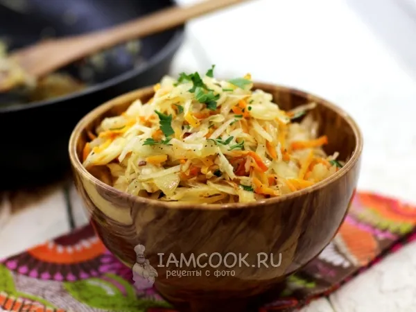 Фото готового блюда: Жареная квашеная капуста