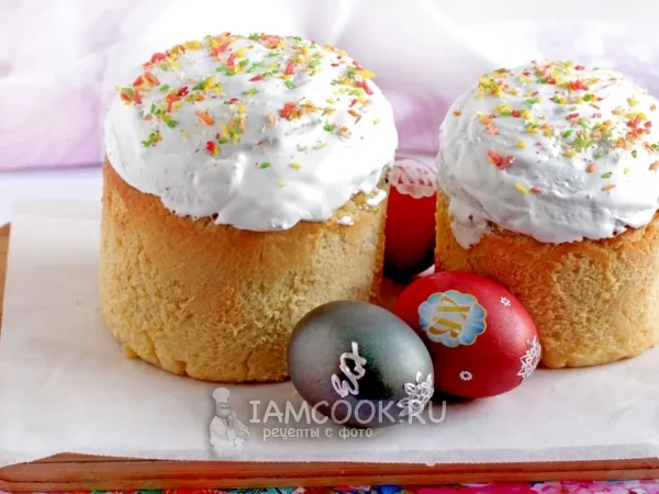 Фото готового блюда: Пасхальные куличи на сметане с апельсиновой цедрой и ликером
