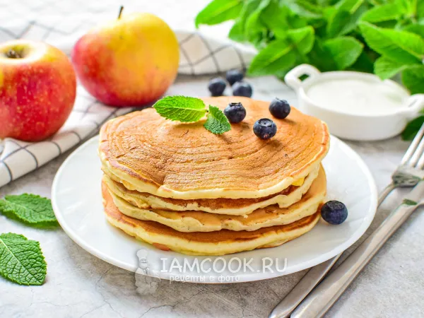 Фото блюда: Панкейки с яблоком и корицей