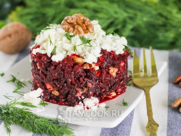 Фото блюда: Салат со свеклой и брынзой