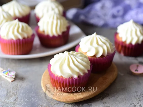 Фото блюда: Сырный крем для капкейков (+простые капкейки)