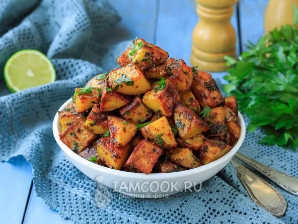 Фото готового блюда: Батата харра (пряный жареный картофель)
