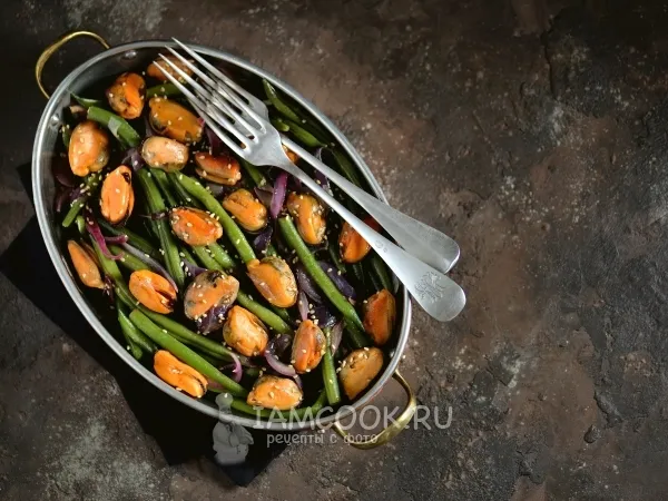 Фото блюда: Салат со стручковой фасолью и мидиями