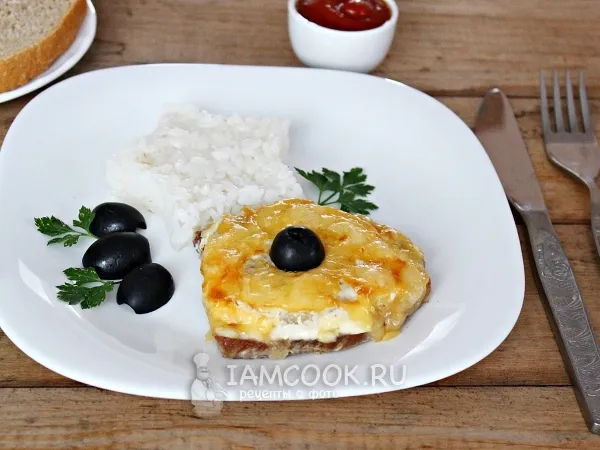 Фото блюда: Отбивные с ананасом и сыром в духовке