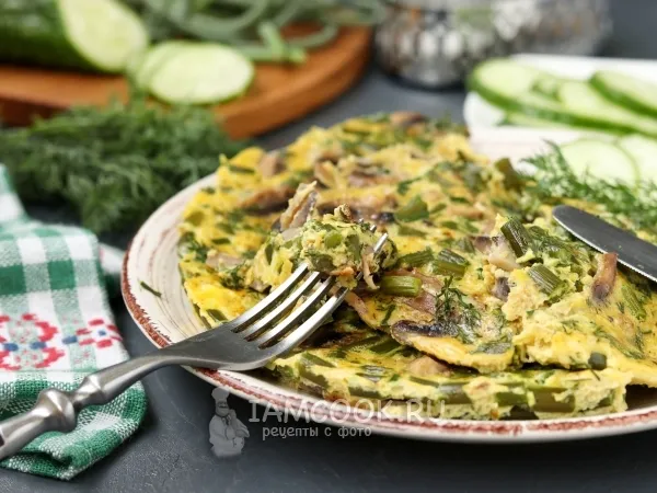 Фото готового блюда: Омлет с шампиньонами и чесночными стрелками