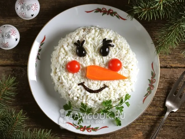 Фото готового блюда: Салат «Снеговик»