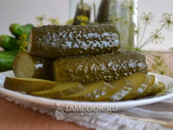 Фото блюда: Малосольные огурцы в банке