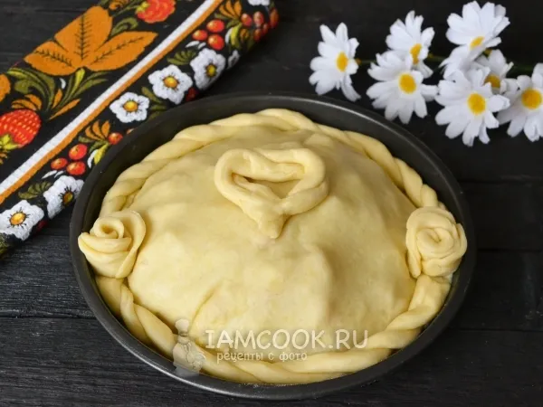 Фото готового блюда: Слоеное тесто для курника (быстрого приготовления)